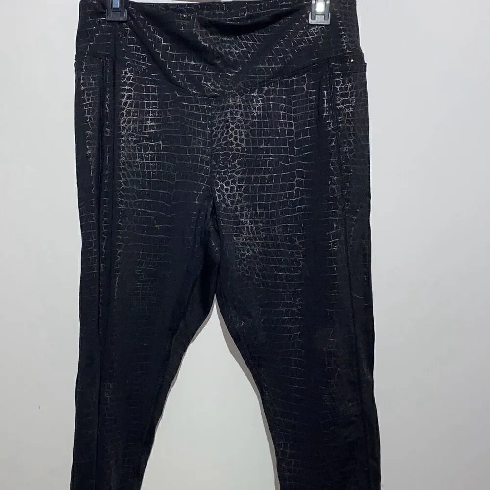 PINK Victoria's Secret Women's Black Snake Print Wide Waistband Leggings Size XL